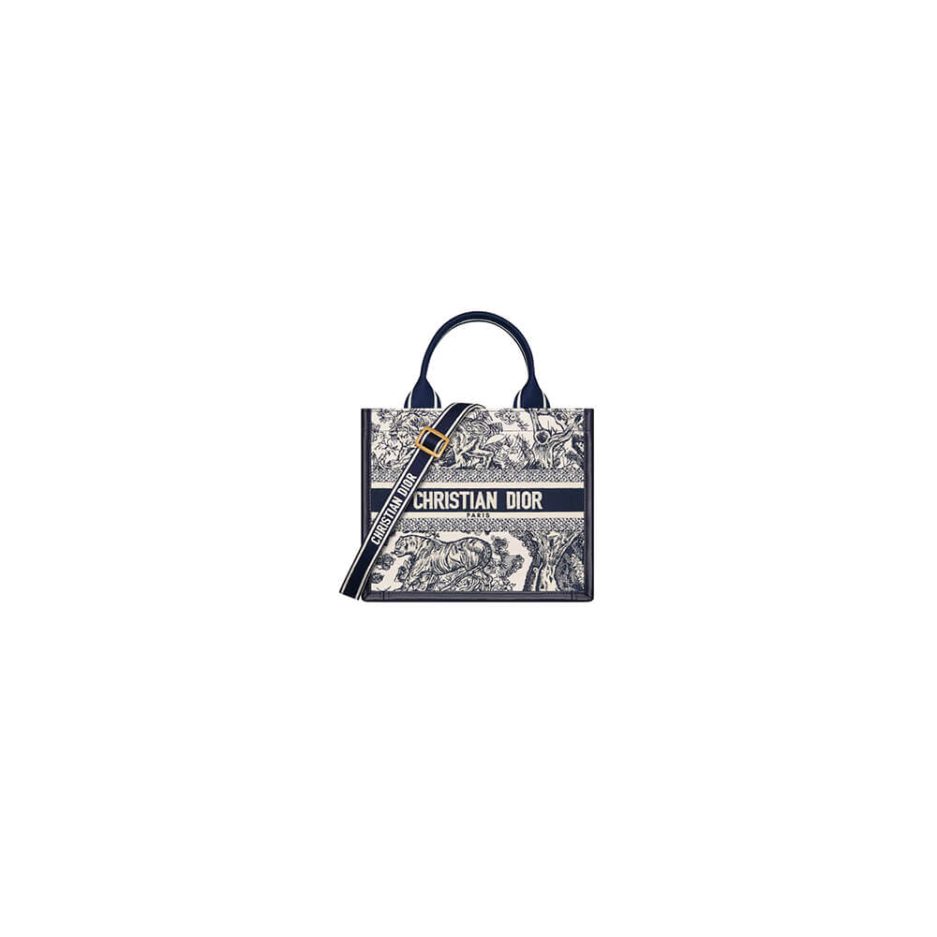 medium D*or book tote