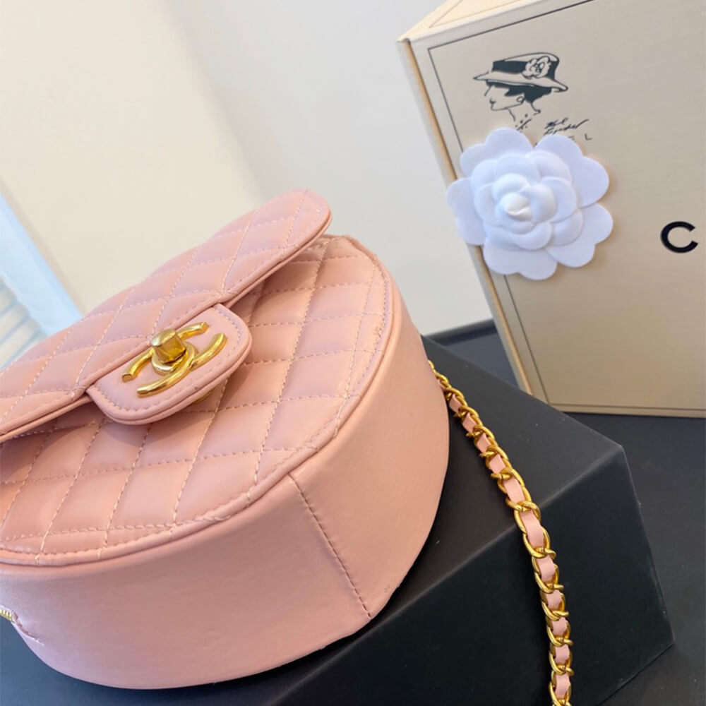 Ch*el 22s heart bag