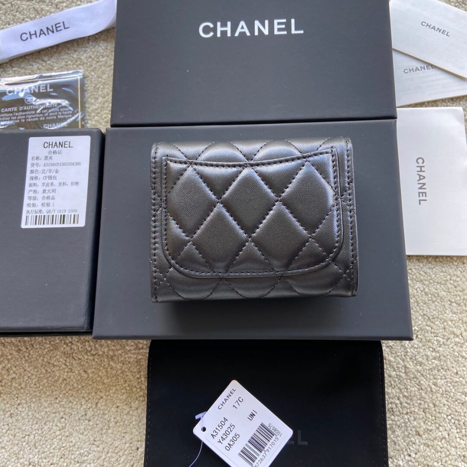 Ch*el classic small flap wallet